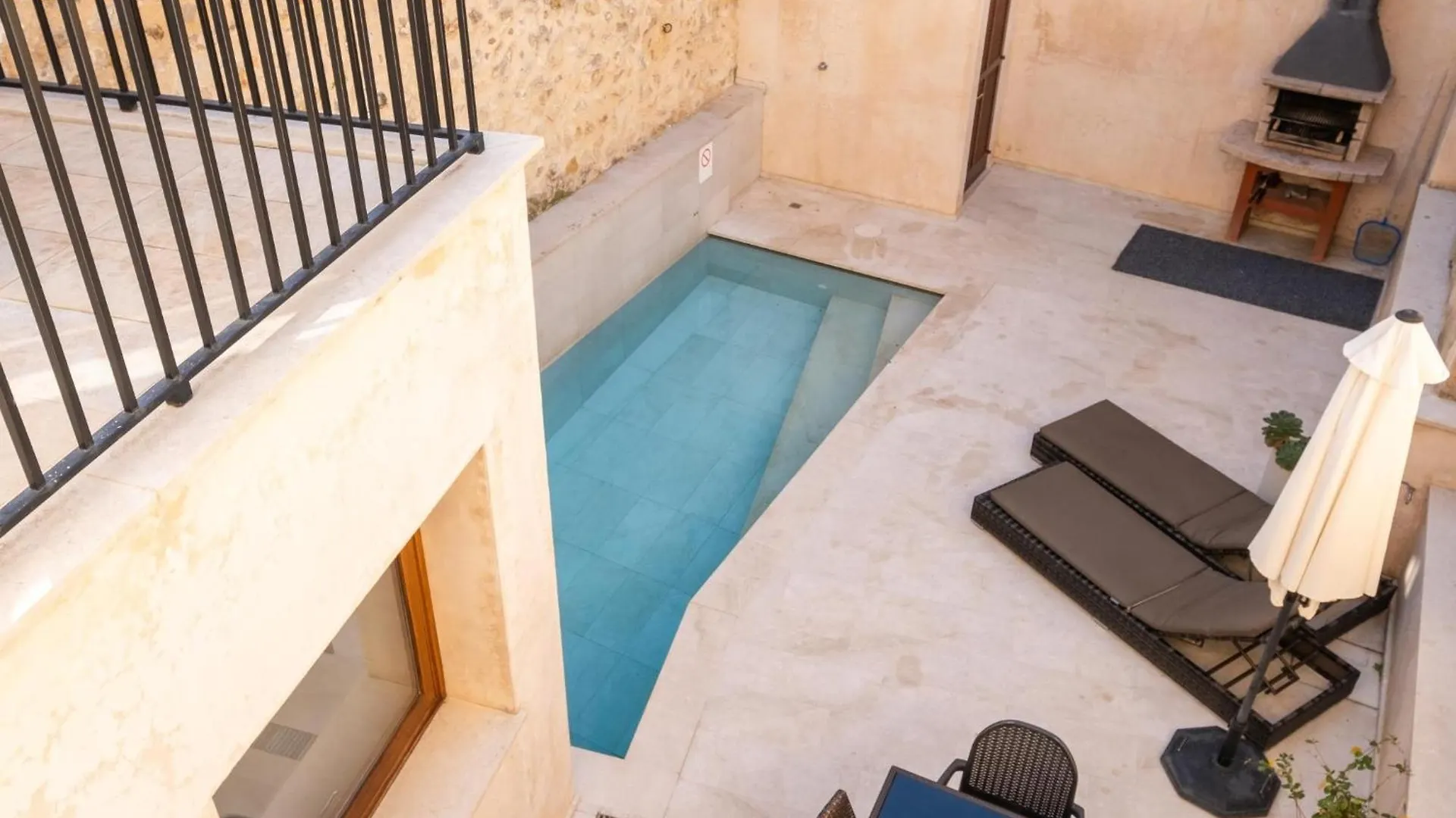 Townhouse San Sebastia By Sunvillas Mallorca Pollenca Holiday home